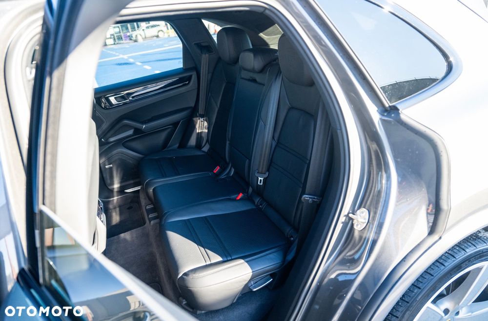 Porsche Cayenne Tiptronic S - 11