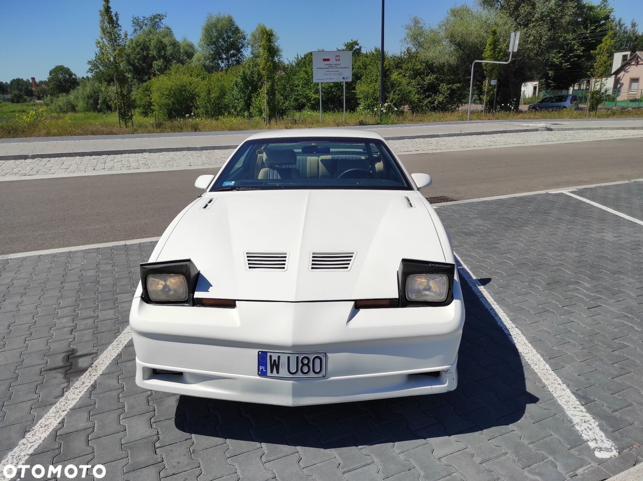 Pontiac Firebird - 1
