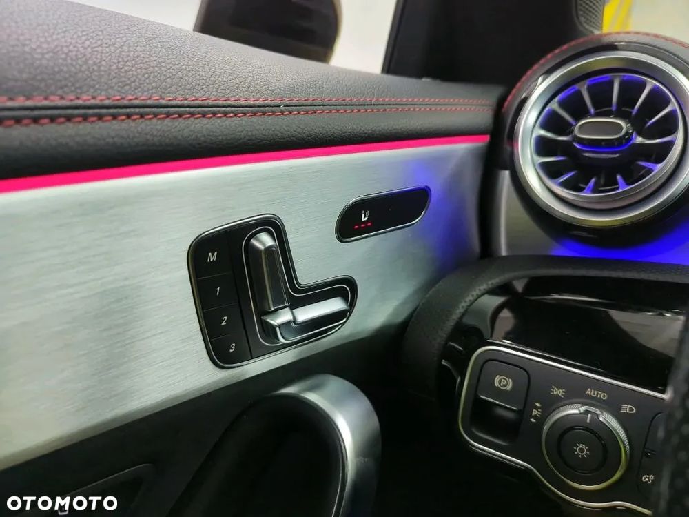 Mercedes-Benz CLA AMG 35 4-Matic 7G-DCT - 11