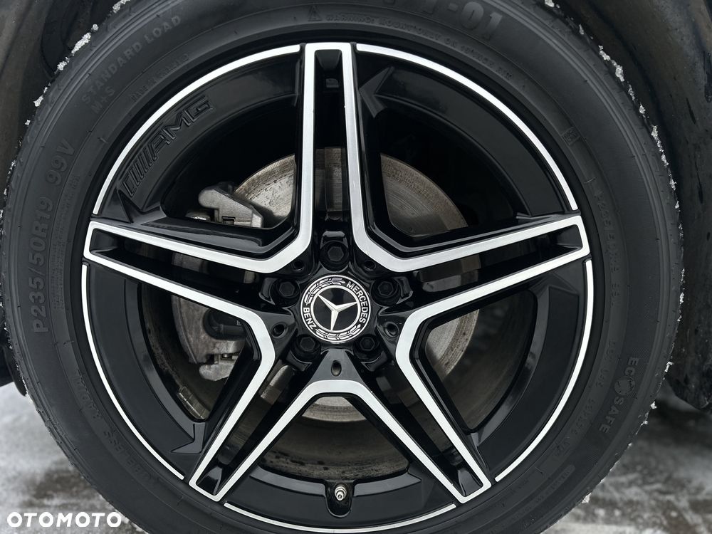 Mercedes-Benz GLA 250 4Matic 8G-DCT AMG Line - 13