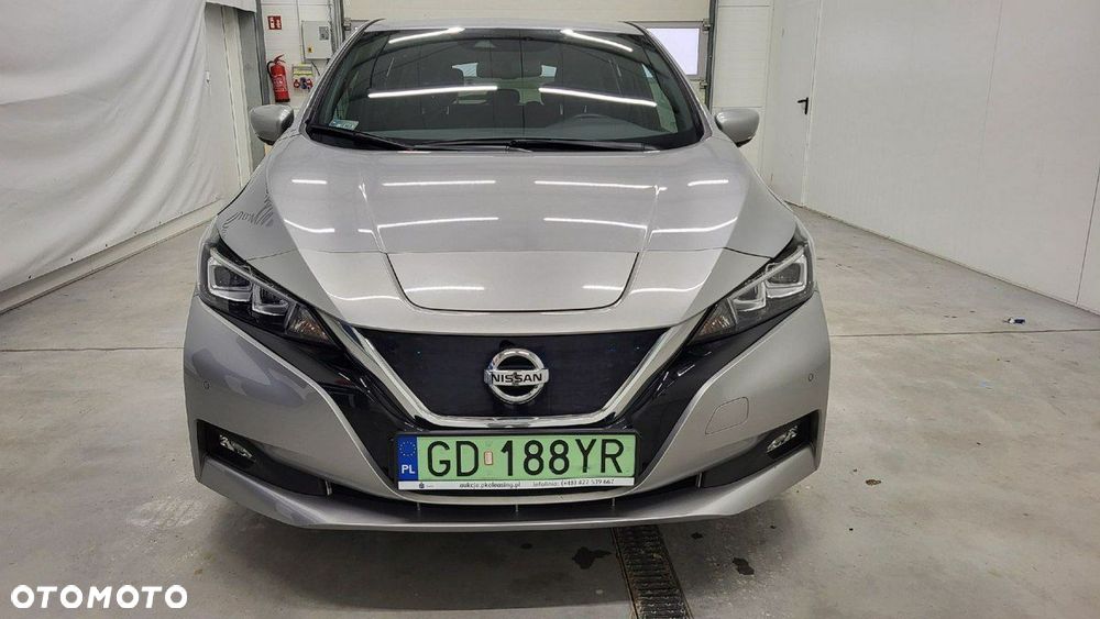 Nissan Leaf - 2