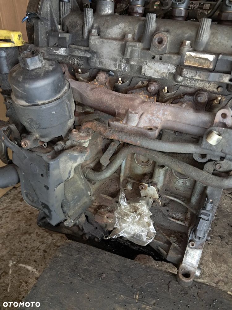 Fiat Grande Punto 1.3 Diesel Silnik słupek 2521587 - 6