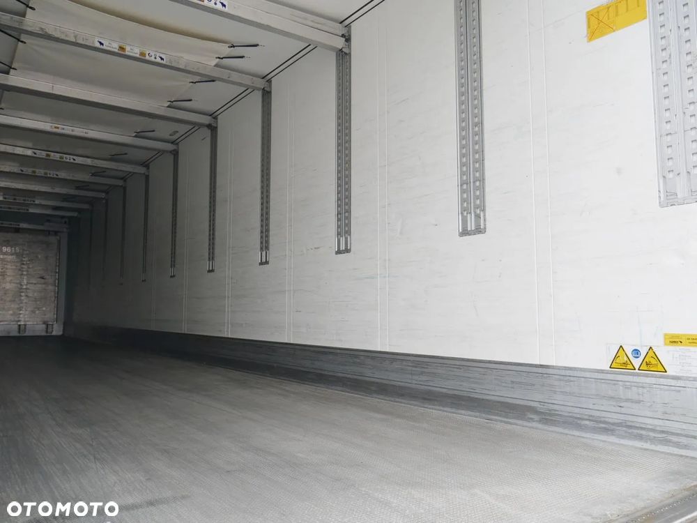 Schmitz Cargobull Chłodnia 60 / Doppelstock / Thermo King 300 / TIP 640644 - 15