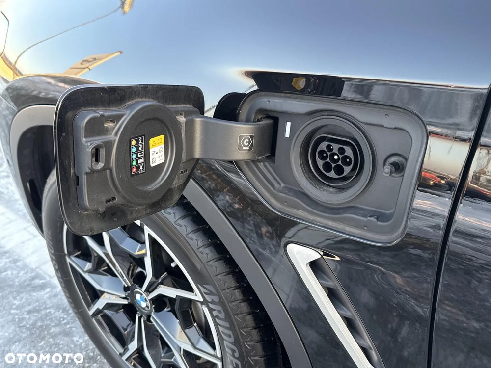 BMW X3 xDrive30e - 11