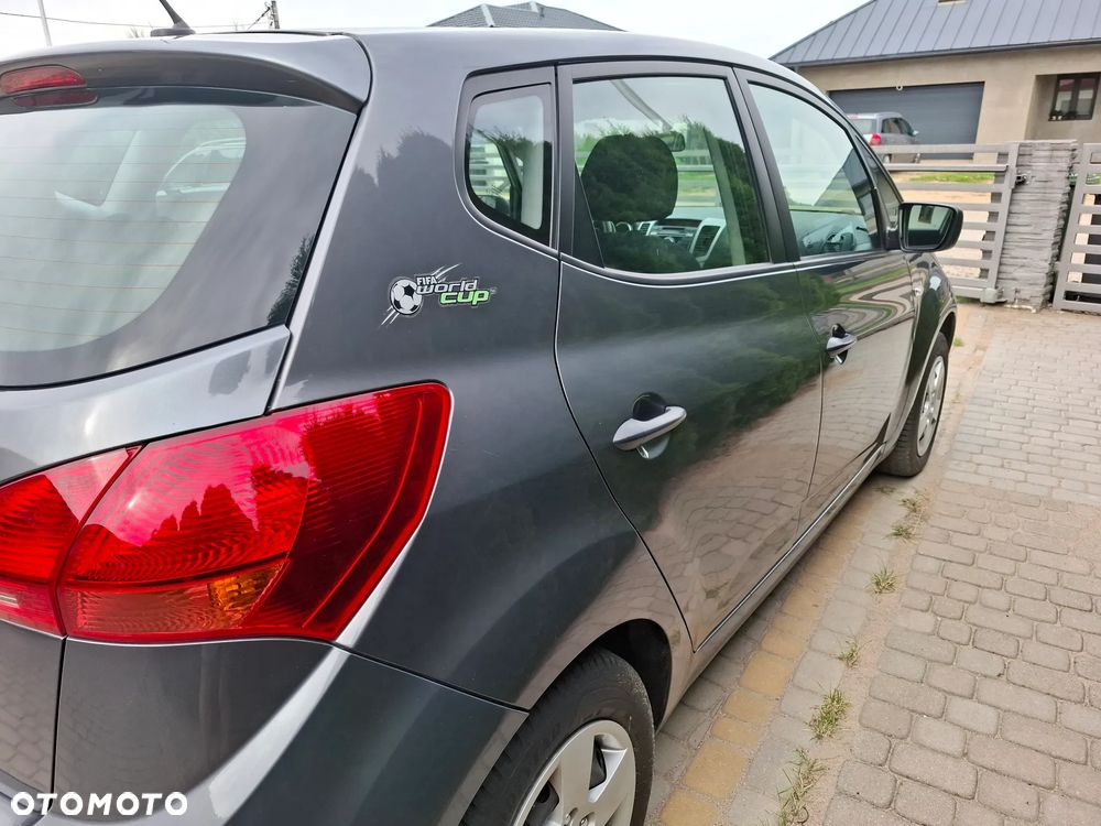 Kia Venga 1.4 CVVT UEFA EURO 2016 - 19