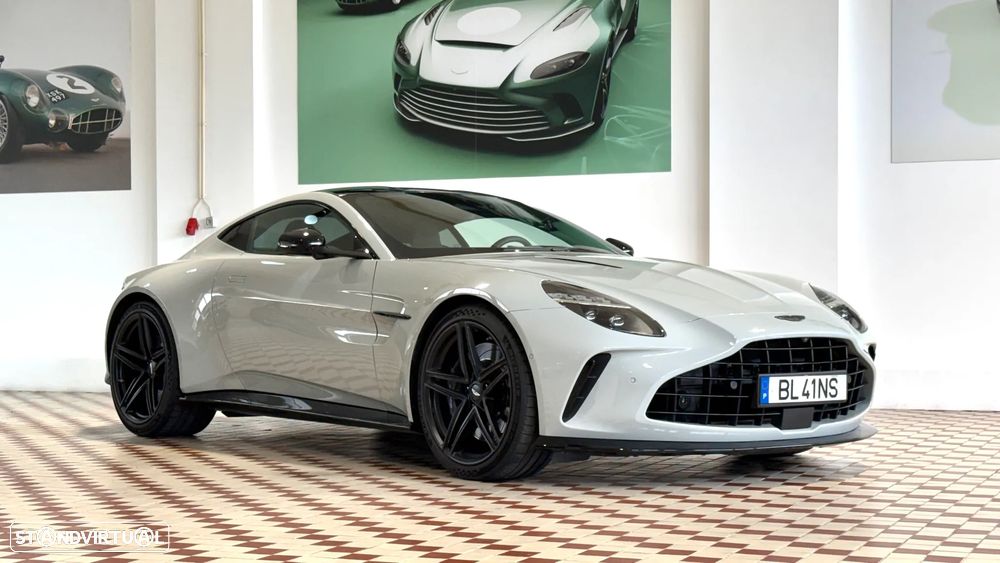 Aston Martin Vantage Coupe V8 - 1