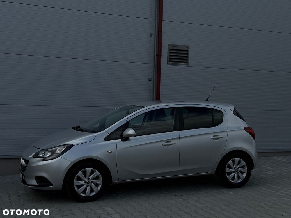 Opel Corsa 1.4 16V Cosmo - 10
