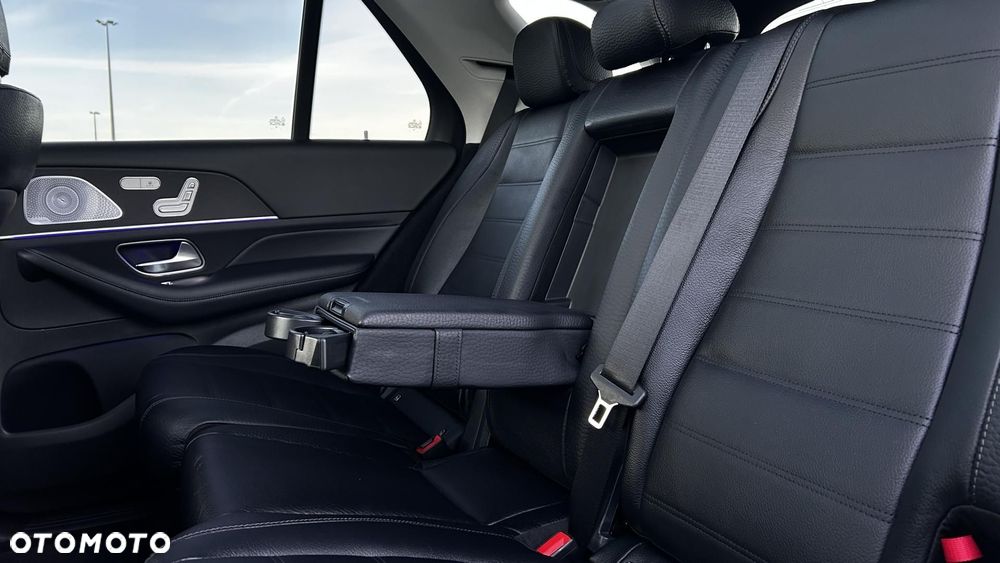 Mercedes-Benz GLE 300 d 4-Matic - 28