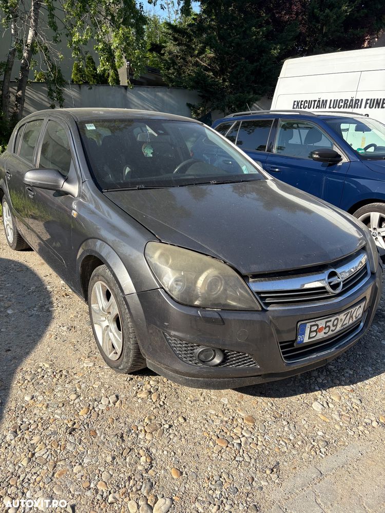Opel Astra 1.6 Enjoy - 1