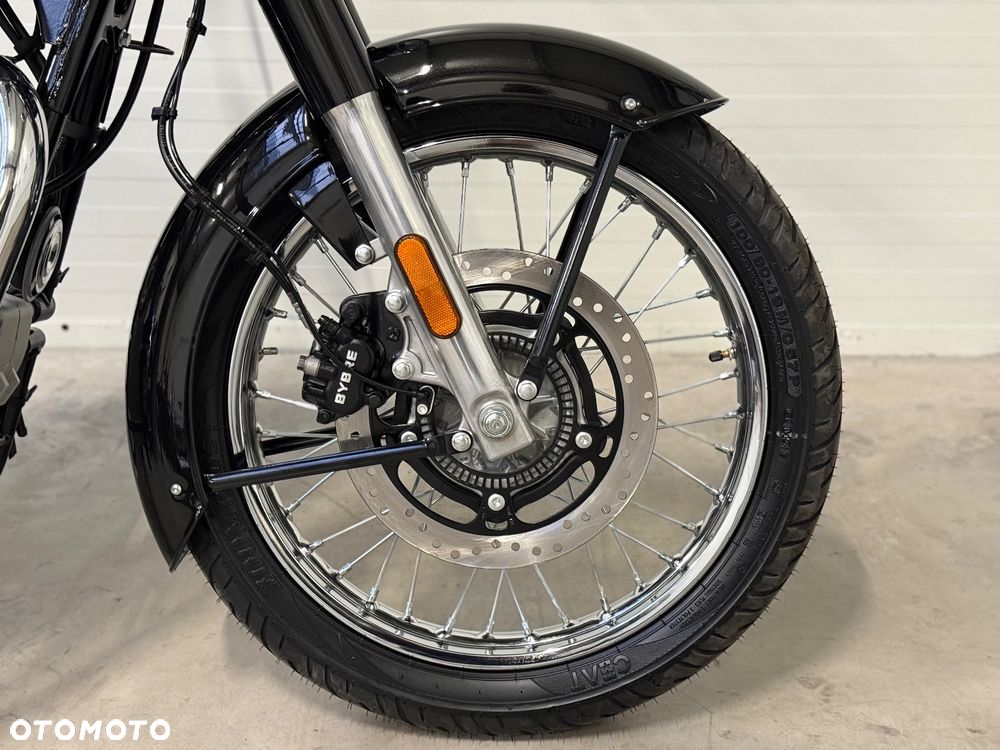 Royal Enfield Bullet - 10
