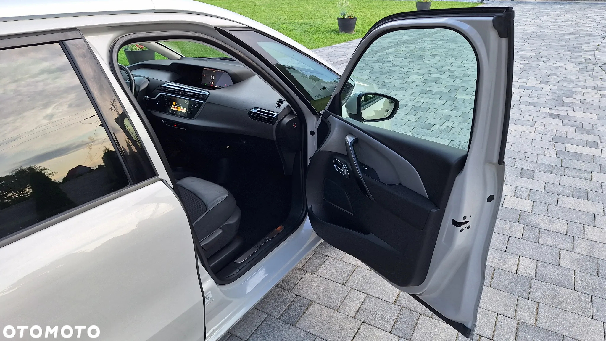 Citroën C4 SpaceTourer Grand 1.5 BlueHDi Shine S&S - 32