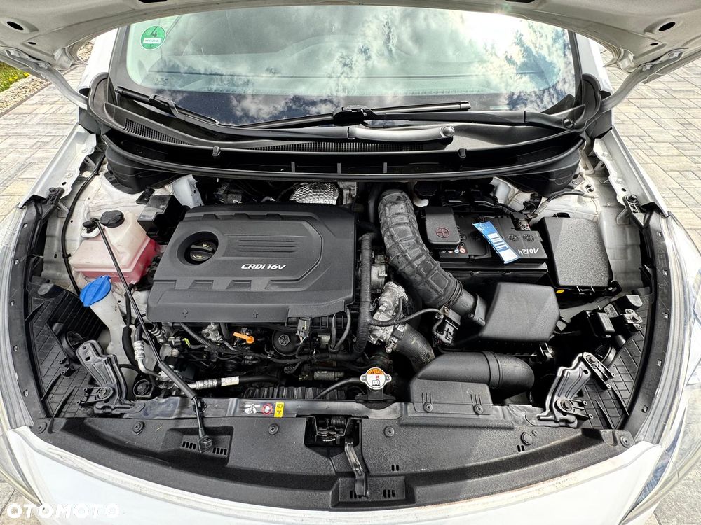 Hyundai i30 1.6 D Classic + - 37