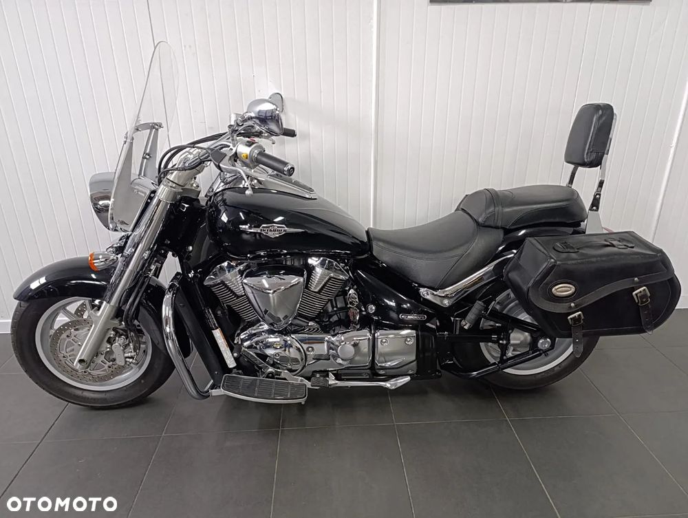 Suzuki Intruder - 7