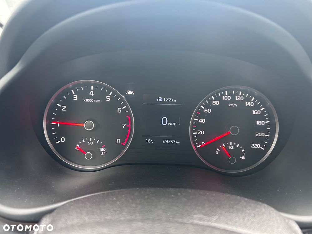 Kia Stonic 1.2 L - 11