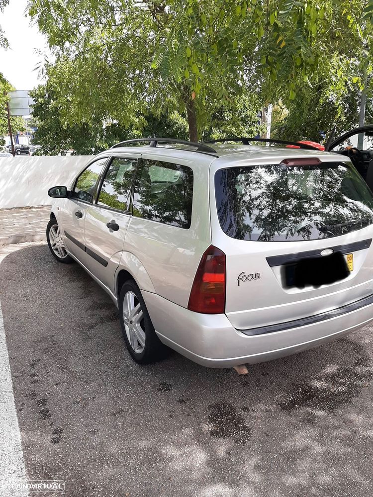Ford Focus 1.8 TDdi F2000 - 4