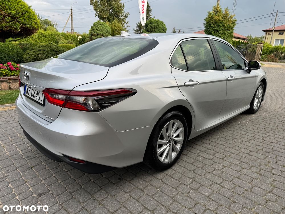 Toyota Camry 2.5 Hybrid Comfort CVT - 8