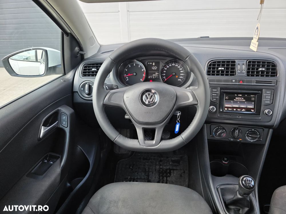Volkswagen Polo - 6