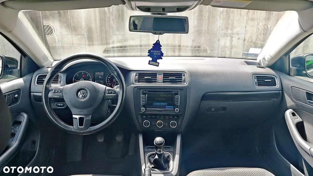 Volkswagen Jetta 1.6 TDI Comfortline Optimum - 5