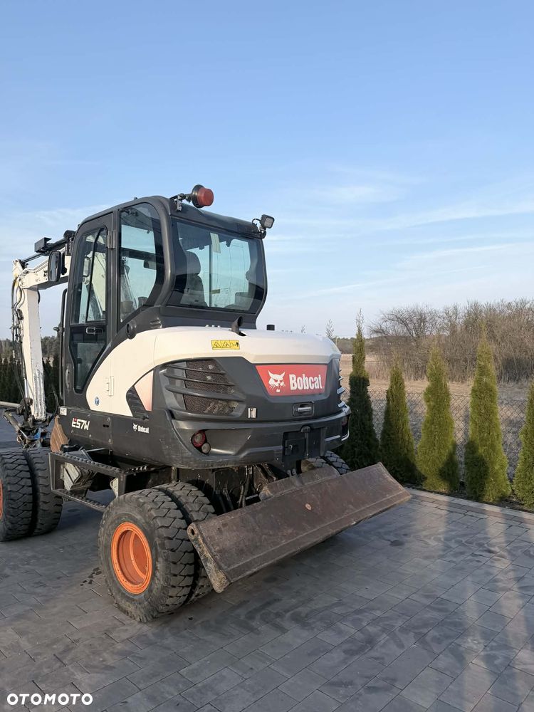 Bobcat EW57 - 4