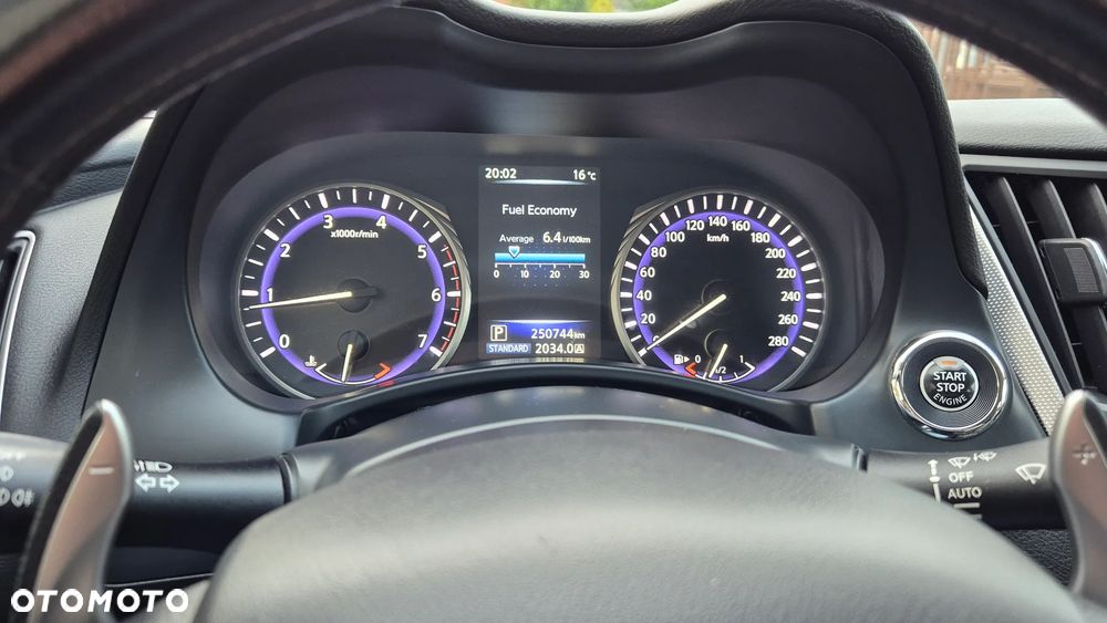 Infiniti Q50 2.2d Sport Sound Studio by Bose - 16