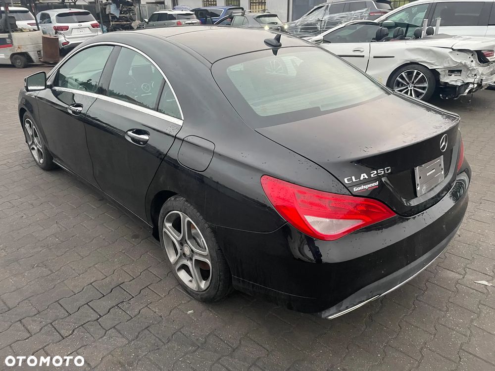 Mercedes-Benz CLA - 6