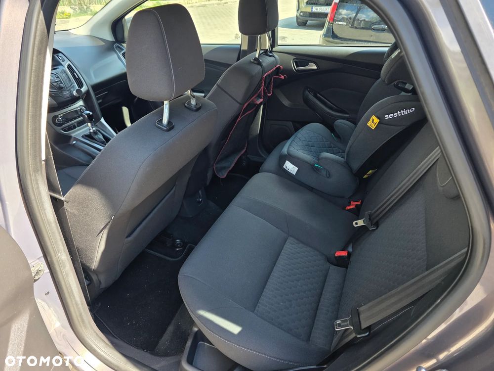 Ford Focus 2.0 TDCi DPF Titanium - 8