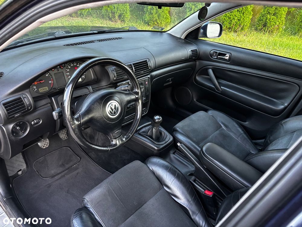 Volkswagen Passat 1.9 TDI CL - 22