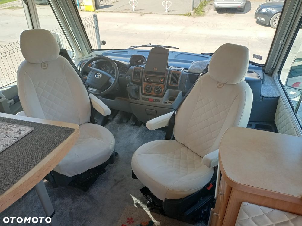 PILOTE BAVARIA - 19