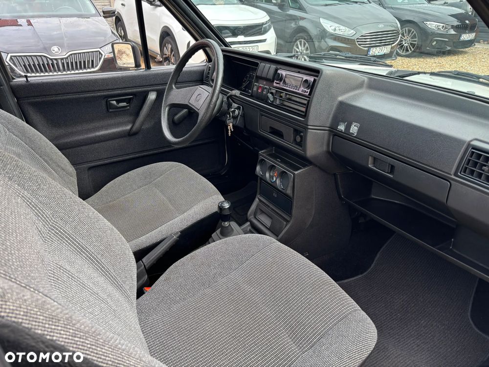 Volkswagen Golf 1.3 - 3