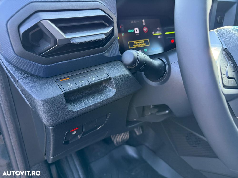 Dacia Duster HEV 140 Journey - 11