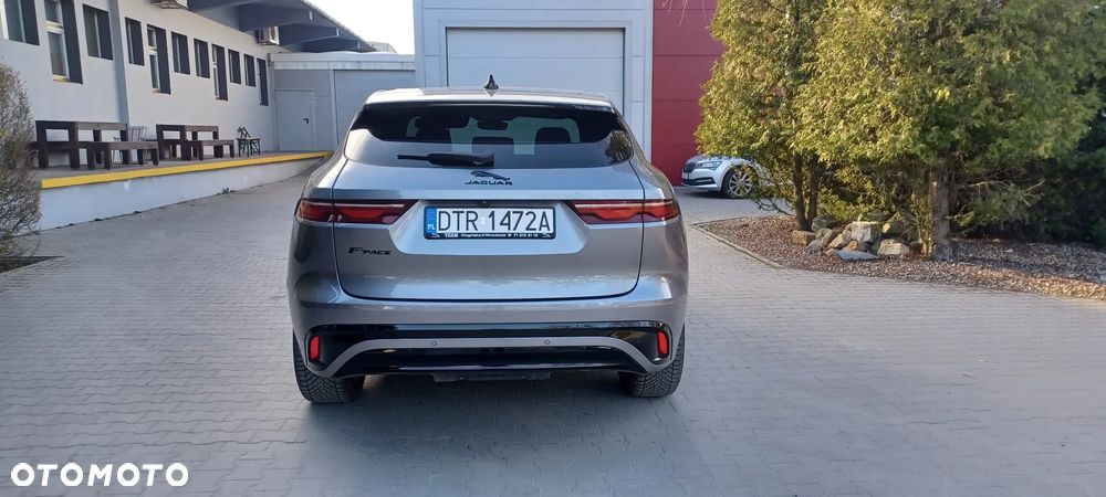 Jaguar F-Pace 2.0 P250 mHEV AWD R-Dynamic Black - 5