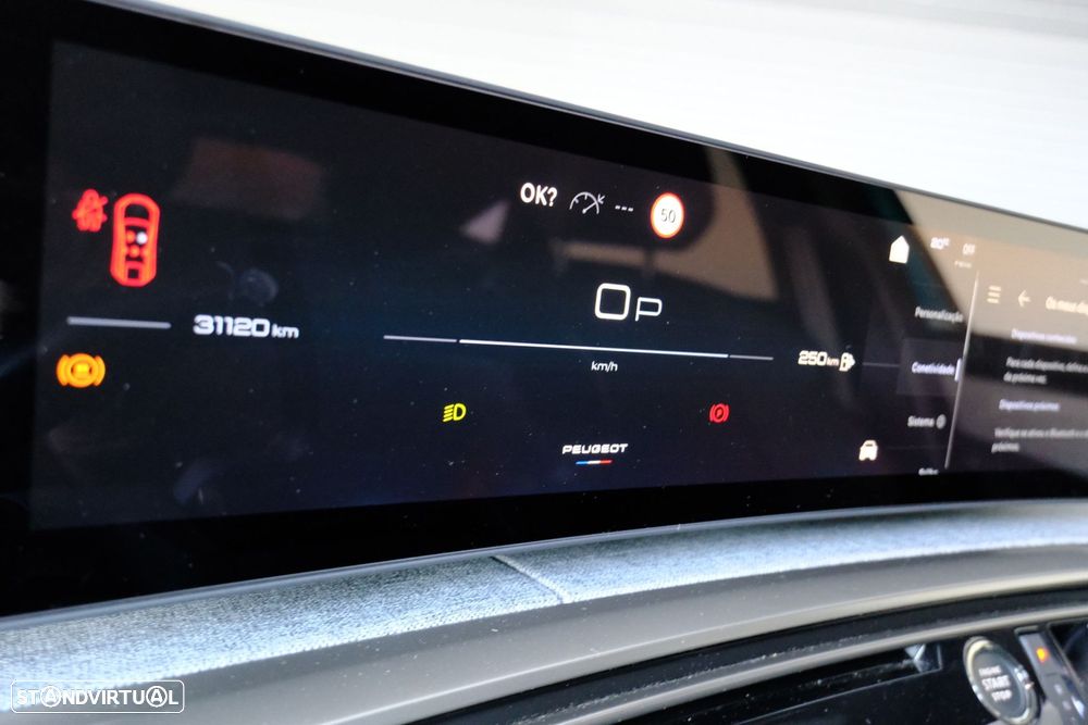 Peugeot 3008 1.2 Hybrid Allure e-DCS6 - 20