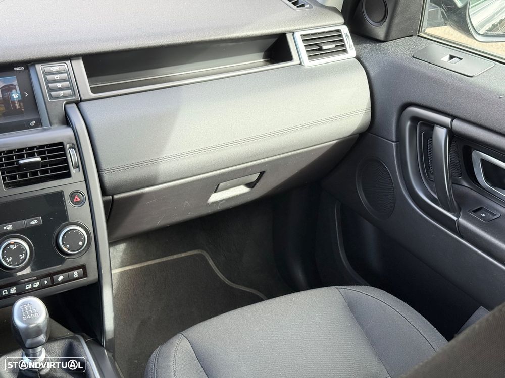 Land Rover Discovery Sport 2.0 eD4 S - 16