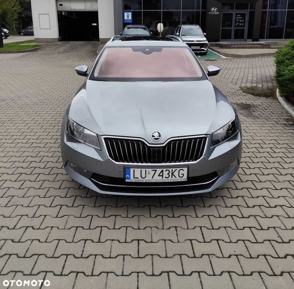 Skoda Superb 2.0 TDI Style DSG - 2