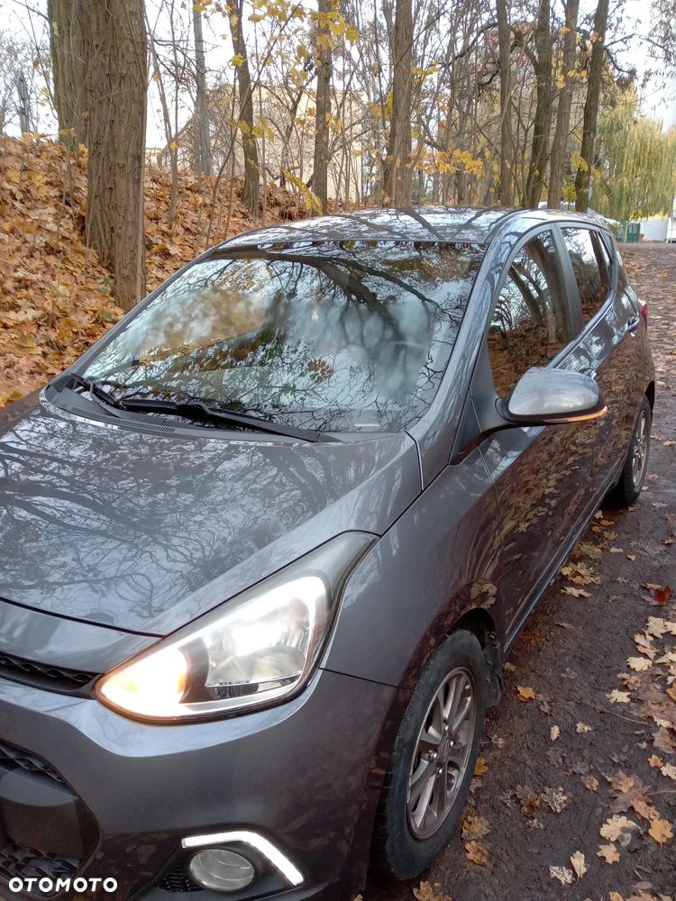 Hyundai i10 1.0 Premium - 10