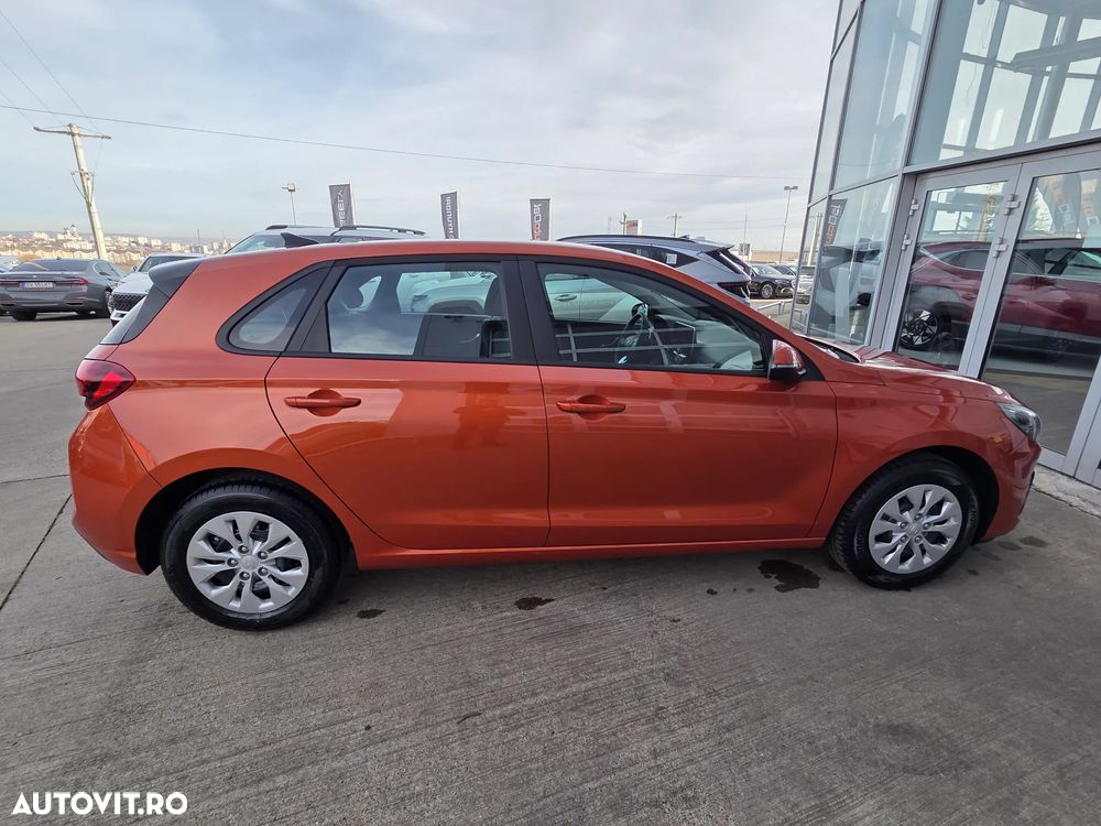 Hyundai i30 1.5 96CP M/T Comfort - 4