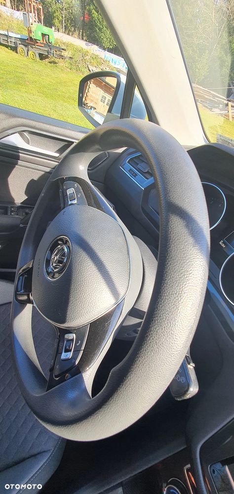 Volkswagen Tiguan - 22