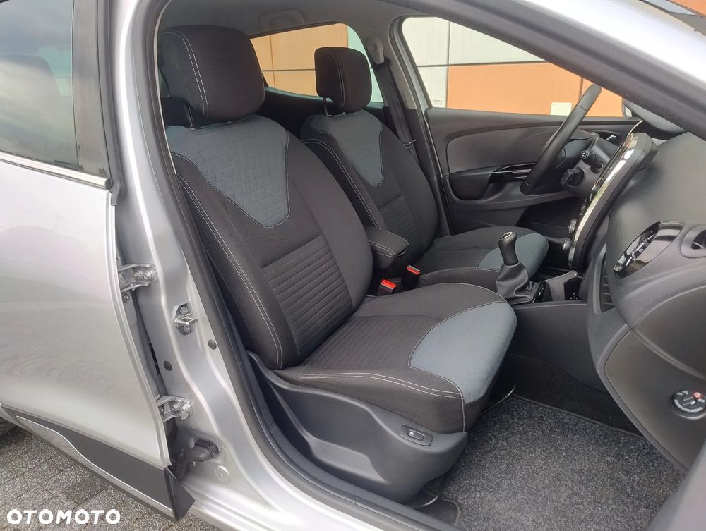 Renault Clio TCe 90 Limited - 11