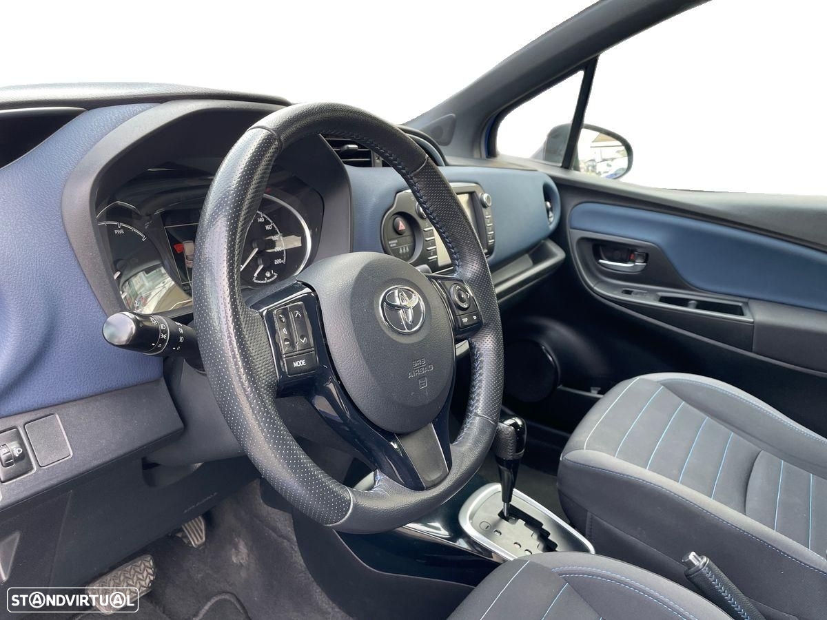 Toyota Yaris - 12