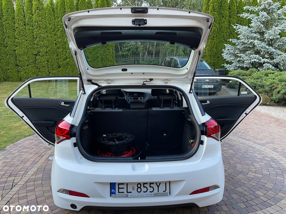 Hyundai i20 - 9