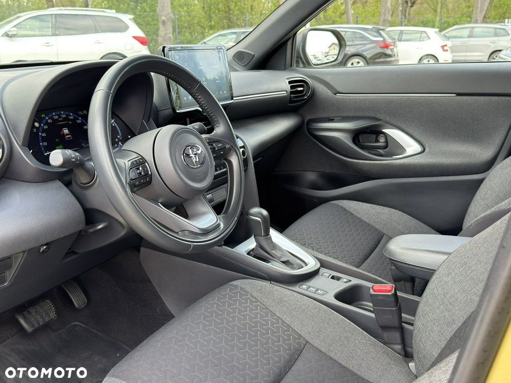 Toyota Yaris Cross - 10
