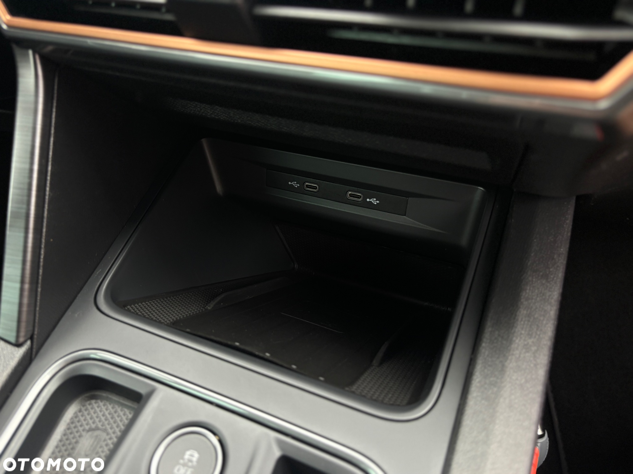 Cupra Leon Sportstourer 1.4 e-Hybrid (180 kW System) VZ - 37