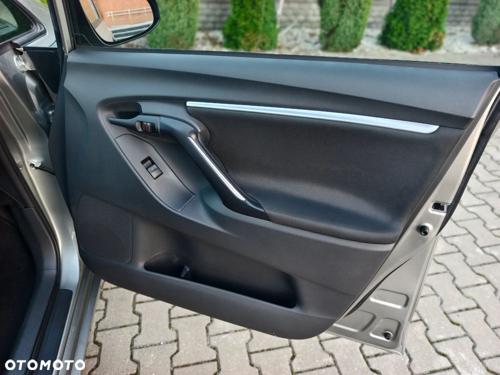 Toyota Verso 1.8 7-Sitzer Skyview Edition - 21