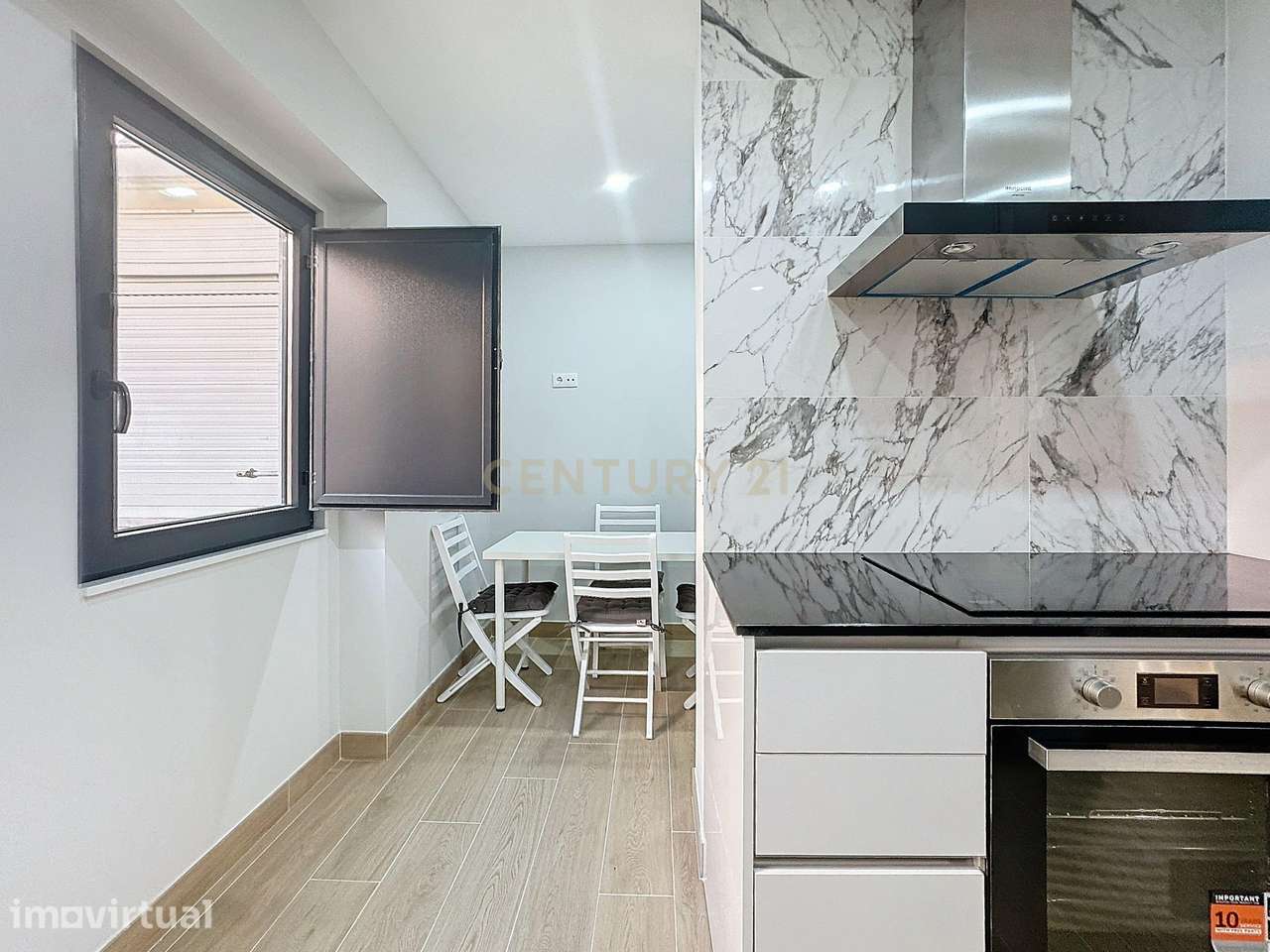 Apartamento T3 para arrendar a passos da praia - Grande imagem: 2/17