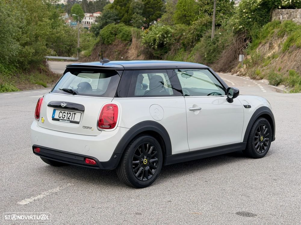 MINI 3 Portas Cooper SE Premium Essential - 13