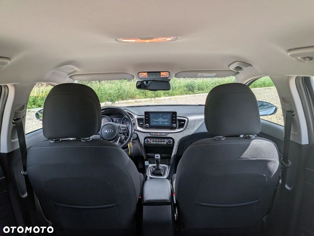 Kia Ceed 1.6 CRDi SCR L Business Line - 24