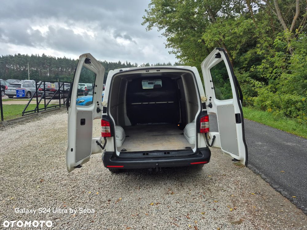 Volkswagen Transporter - 16