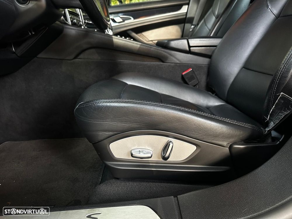Porsche Panamera S PDK - 27