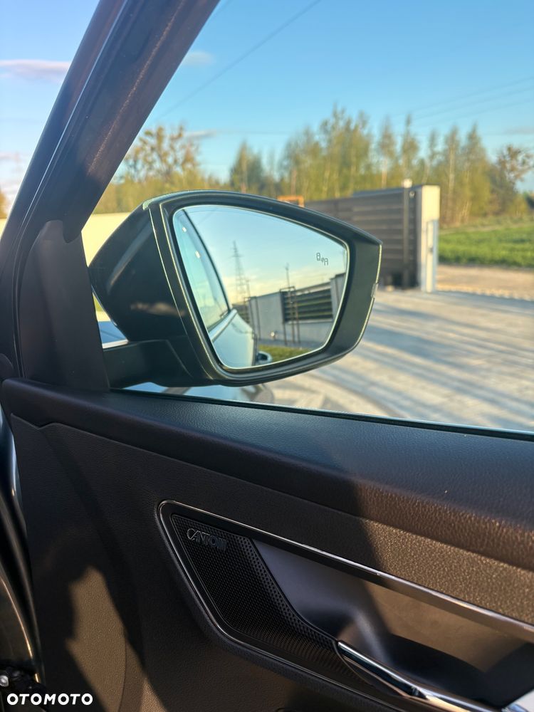 Skoda Karoq 2.0 TDI SCR 4x4 Style DSG - 12