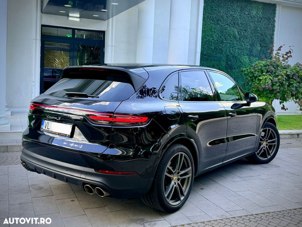 Porsche Cayenne S - 7
